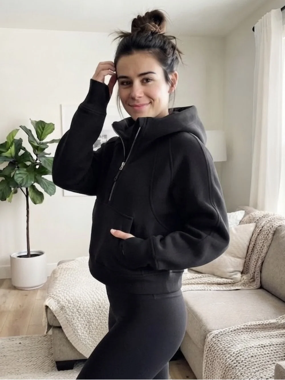 Lululemon Scuba Oversized 1/2 Zip Hoodie M/L (medium/ large) BLACK